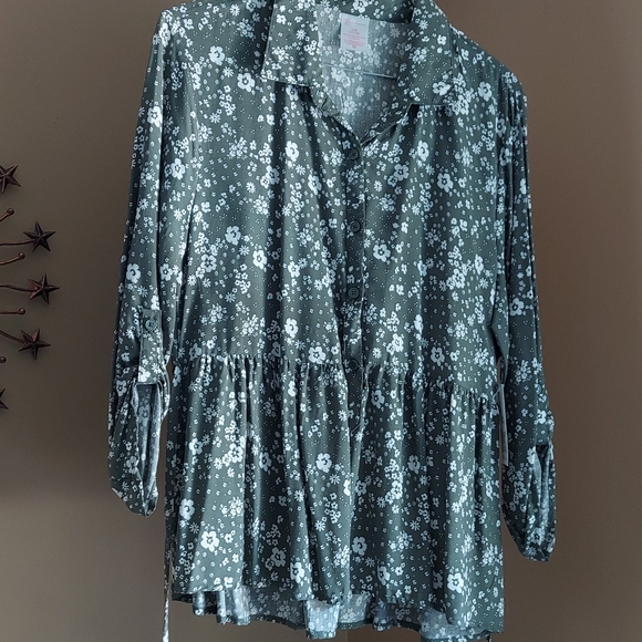 Floral print babydoll top - Picture 1 of 8